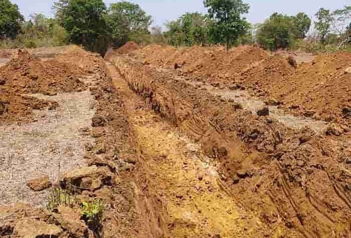 सूखे से समृद्धि की ओर: फुटहामुड़ा नहर बनी उम्मीद की धारा