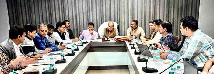 रायपुर साहित्य उत्सव 2026 की तैयारियों की समीक्षा बैठक आयोजित