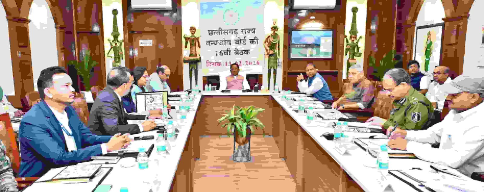 वन्यजीवों के प्राकृतिक आवास की सुरक्षा और सह-अस्तित्व के सिद्धांतों के अनुरूप हो सभी गतिविधियों का संचालन : मुख्यमंत्री साय