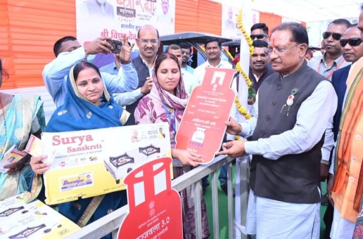 रसोई से रोज़गार तक—उज्ज्वला, पिंक ई-रिक्शा और गार्बेज रिक्शा से आत्मनिर्भरता की नई उड़ान