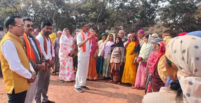 गांव-गांव संवाद की पहल—मुरमुन्दा मंडल में ओबीसी मोर्चा का ग्रामीण प्रवास