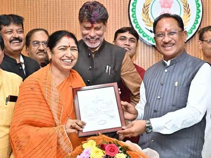 मुख्यमंत्री विष्णु देव साय से नवनिर्वाचित राज्यसभा सदस्य लक्ष्मी वर्मा ने की सौजन्य मुलाकात