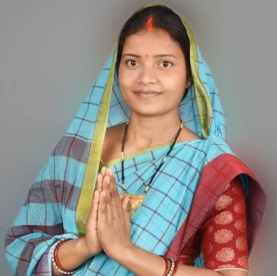 रंगों की फुहार, रिश्तों में प्यार: होली पर मंत्री लक्ष्मी राजवाड़े की शुभकामनाएँ