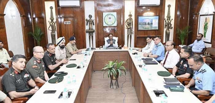 डबल इंजन सरकार का बड़ा दावा: नक्सलवाद पर काबू, विकास को मिली रफ्तार