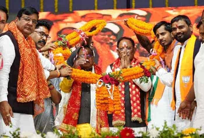 मुख्यमंत्री विष्णु देव साय ने कुदरगढ़ धाम के भव्य विकास की घोषणा की