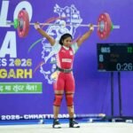 दम, दृढ़ता और जीत – मंच पर चमकी वेटलिफ्टिंग की नई सितारा
