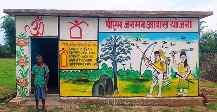 ईंटों में भरोसा, योजनाओं में गति – घर-घर तक पहुंचा विकास