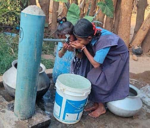 हेटारकसा में पहले बंदूकें थीं, अब पानी की सुविधा उपलब्ध