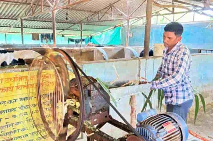 मजदूरी से निकलकर मल्टी-फार्मिंग के हीरो बने ललित यादव