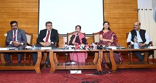 शहला निगार और डॉ. फरिहा आलम सिद्दीकी की प्रेस वार्ता, ऑयल कंपनियों संग अहम मुद्दों पर चर्चा