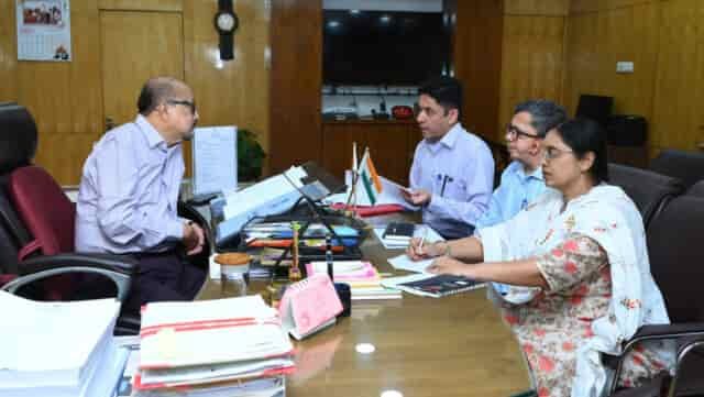 धनेशपुर में दिव्यांग बच्चों के लिए विशेष शिविर लगाया गया