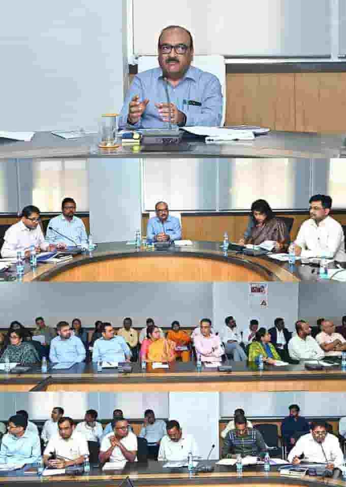 जनता से जुड़ी सभी सेवाओं को लोक सेवा गारंटी अधिनियम में शामिल करने की मांग