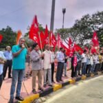 भिलाई में ट्रेड यूनियनों ने लेबर कोड के विरोध में प्रदर्शन किया