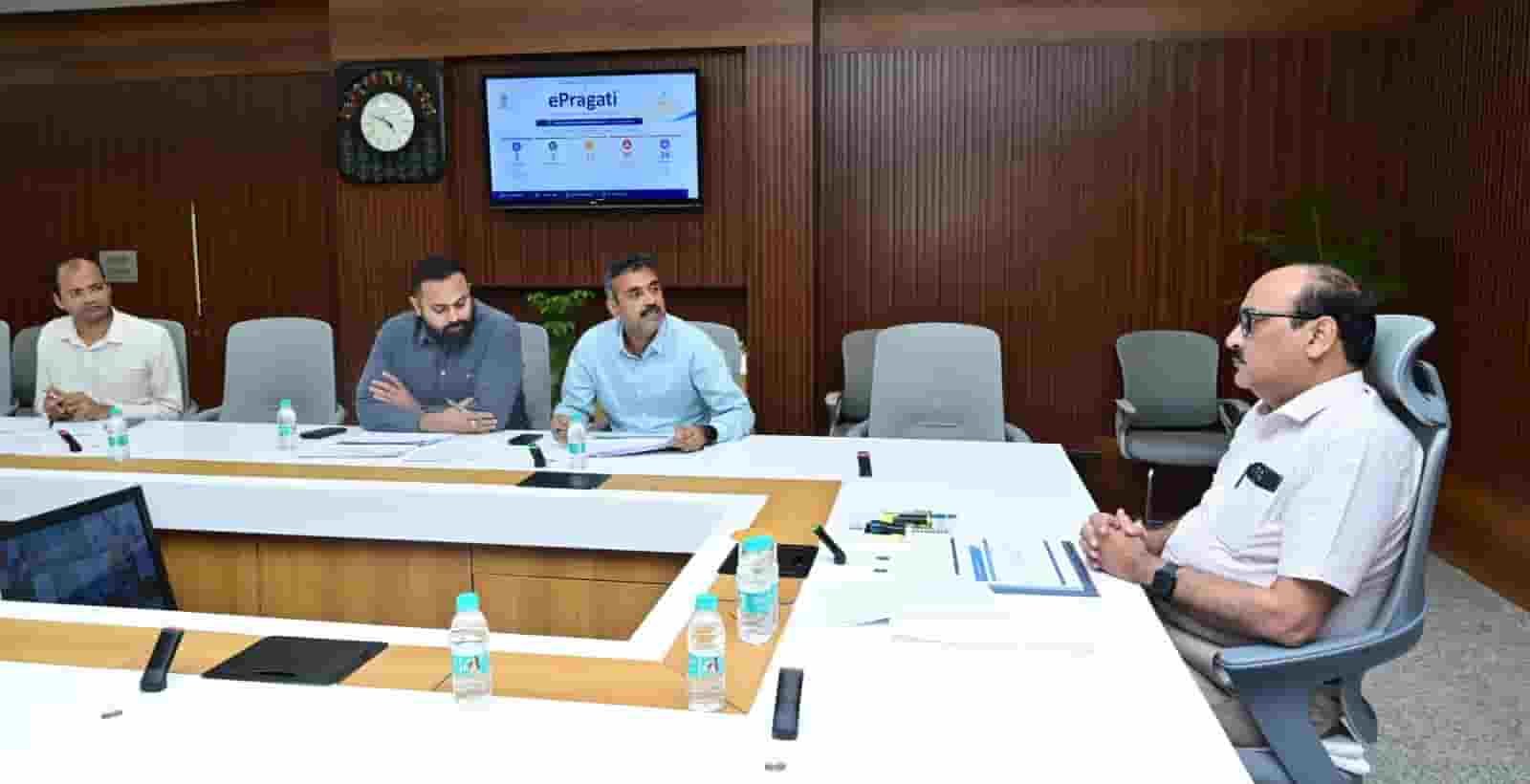 मुख्य सचिव ने ई-प्रगति पोर्टल पर जियोटैग फोटो सहित रिपोर्ट अपलोड करने के निर्देश दिए