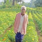 आनंदराम ने फूलों की खेती से बेहतर आय प्राप्त की