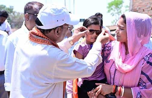 भैंसामुड़ा में मुख्यमंत्री का आत्मीय व्यवहार देखने को मिला