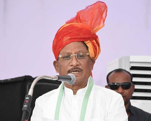 मुख्यमंत्री विष्णु देव साय सुशासन तिहार अंतर्गत राजनांदगांव में आयोजित जनसमस्या निवारण शिविर में हुए शामिल
