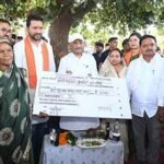 मुख्यमंत्री ने चौपाल में सरलाबाई मरावी की समस्या का समाधान किया
