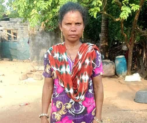 संघर्ष से सफलता तक, नक्सल प्रभावित गांव की महिला ने बदली अपनी जिंदगी