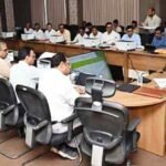सड़क निर्माण के दौरान नाली, केबल और पाइपलाइन के लिए प्रावधान करने के निर्देश दिए गए