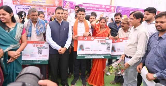 धमतरी का डंका! मंदरौद पंचायत विकास सूचकांक में टॉप, सबको पछाड़ा