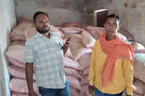 जशपुर में खाद-बीज की पर्याप्त उपलब्धता, प्रशासन की निगरानी से कालाबाजारी पर रोक