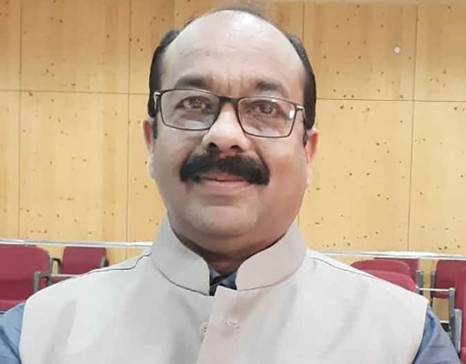 नल जल योजना की शिकायतों पर दो ईई से स्पष्टीकरण मांगा गया