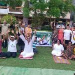 योग के साथ स्वास्थ्य का उत्सव, श्रीराम हाइट सोसाइटी में उत्साहपूर्वक मनाया गया योग दिवस