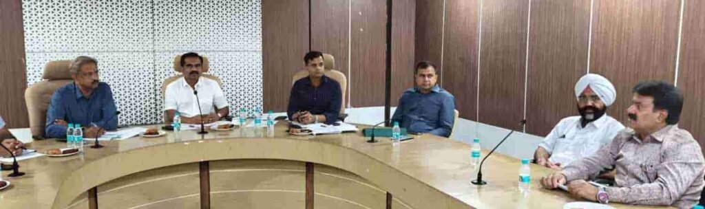 छत्तीसगढ़ में बिना लोकेशन ट्रैकिंग सिस्टम वाली यात्री बसों पर कार्रवाई की जाएगी