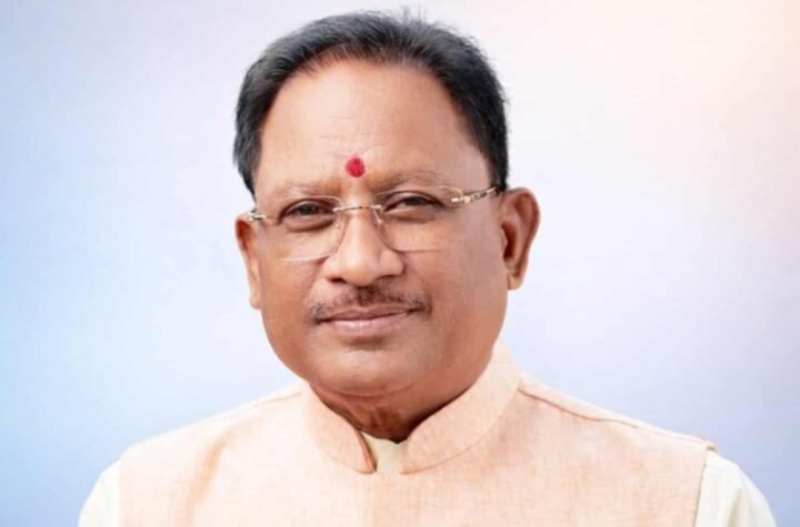 नकटी में शासकीय भूमि से अतिक्रमण हटाने से पहले सरकार ने प्रभावित परिवारों को दिया पक्का आवास
