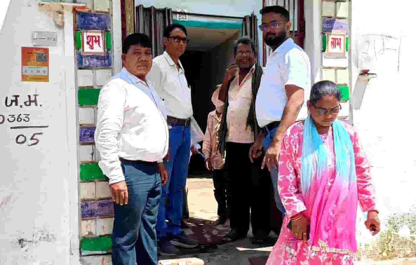 अहिवारा के वार्ड-5 में पीलिया के दो मरीज मिले, स्वास्थ्य विभाग की टीम ने किया निरीक्षण