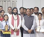 प्रतिभा का सम्मान, सपनों को नई उड़ान— मेधावी विद्यार्थियों के नाम रहा सम्मान समारोह