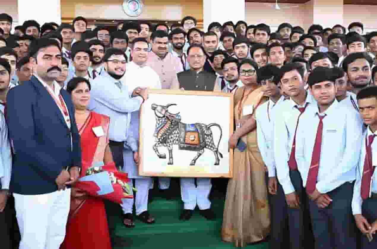 किताबों से निकलकर विधानसभा तक! विद्यार्थियों ने देखा लोकतंत्र का जीवंत स्वरूप