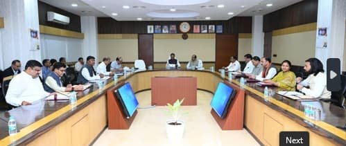 राजस्व सुधारों की नई इबारत लिखता छत्तीसगढ़: ‘ऑटो म्यूटेशन’ और ‘ऑटो डायवर्सन’ से जमीन संबंधी सेवाओं में ऐतिहासिक बदलाव