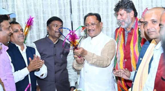 बस्तर गोंचा महापर्व 2026 का निमंत्रण लेकर मुख्यमंत्री विष्णु देव साय से मिले प्रतिनिधि