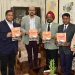 पारदर्शिता और जवाबदेही की दिशा में अहम कदम, राज्यपाल को सौंपा गया वार्षिक प्रतिवेदन