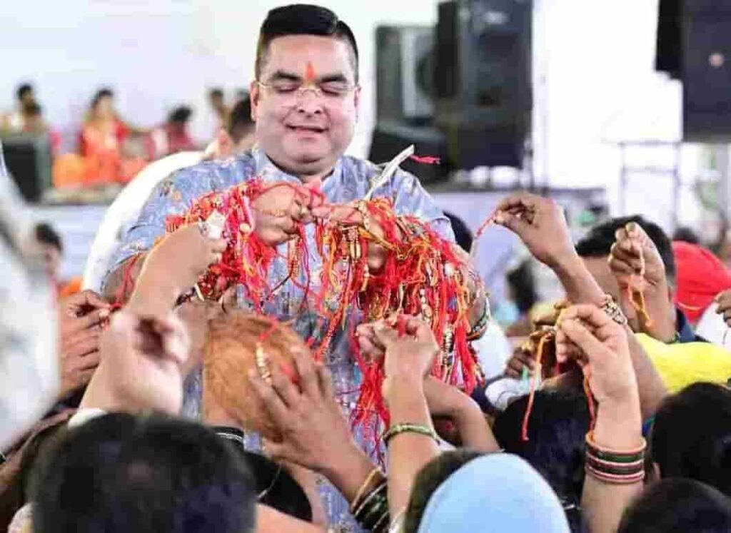11 हजार से अधिक बहनों ने विधायक रिकेश को बांधा रक्षा सूत्र