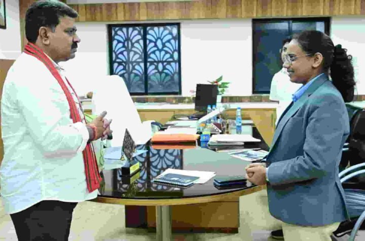 रेणुका गोस्वामी को मिला राष्ट्रपति भवन का आमंत्रण! उपमुख्यमंत्री विजय शर्मा ने दी बधाई
