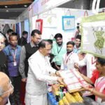 करघे से दुनिया तक—’कोशल फैब’ के साथ छत्तीसगढ़ का कोसा अब बनेगा वैश्विक पहचान