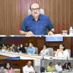 बच्चों के स्वास्थ्य कार्यक्रमों को लेकर मुख्य सचिव ने यूनिसेफ और विभागों के साथ बैठक की