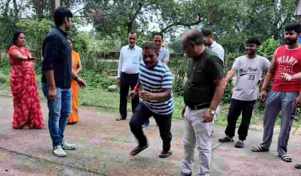 खेल जीवन में अनुशासन, संघर्ष और दृढ़ संकल्प की भावना विकसित करता है: कुलपति प्रो. मनोज दयाल
