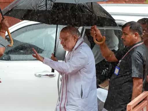संसद में शब्दों का संग्राम—खड़गे और रिजिजू की बहस से मानसून सत्र में गरमाया माहौल