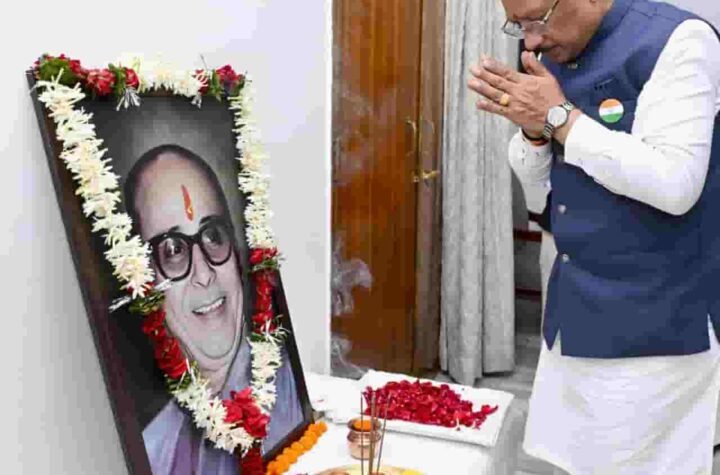 मुख्यमंत्री साय ने कुशाभाऊ ठाकरे की जयंती पर किया नमन
