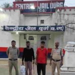 पुरानी रंजिश में युवक पर हमला, दो आरोपी गिरफ्तार; हथियार बरामद