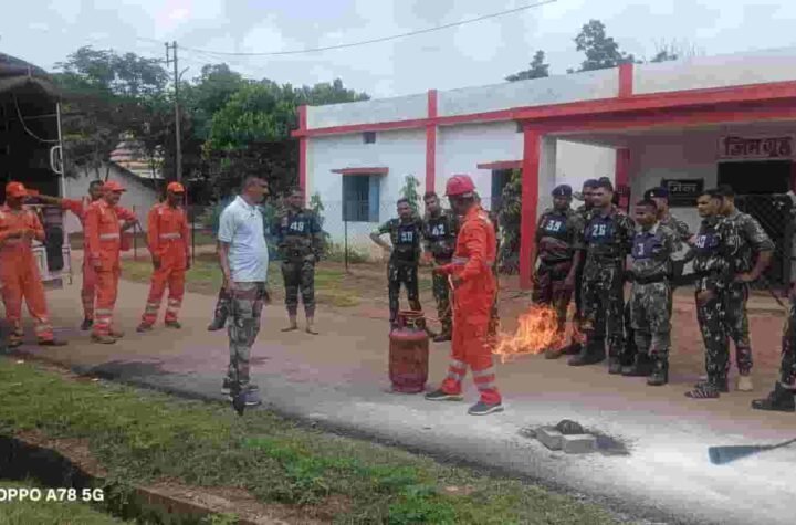सातवीं वाहिनी भिलाई में SDRF ने आयोजित की आपदा प्रबंधन मॉक ड्रिल, 150 जवानों ने लिया प्रशिक्षण