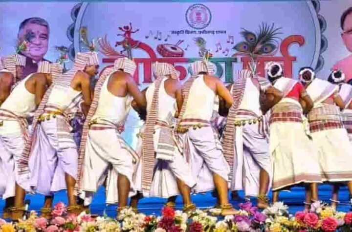सरहुल-करमा की थाप पर झूम उठा ‘लोकरंग पर्व’, लोकसंस्कृति के रंगों से सजा समापन