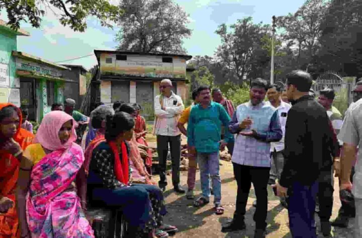 वन मंत्री केदार कश्यप ने बस्तर के बाढ़ प्रभावित क्षेत्रों का किया निरीक्षण
