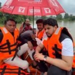 माड़ीन नदी में पेड़ पर फंसे ग्रामीण का सफल रेस्क्यू
