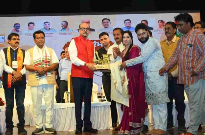 चक्रधर समारोह नई पीढ़ी तक पहुंचा रहा महाराजा चक्रधर सिंह की विरासत: राज्यपाल डेका