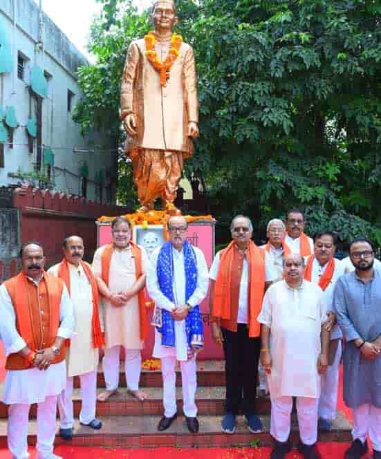 नशामुक्त भारत के संकल्प के साथ राज्यपाल डेका ने की पदयात्रा
